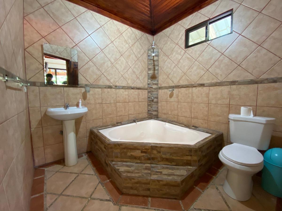 Bahia Ballena Rooms Uvita Kültér fotó
